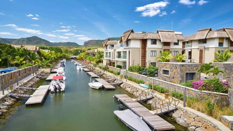 Просторная вилла 6+1 в Grand Rivière Noir, Маврикий