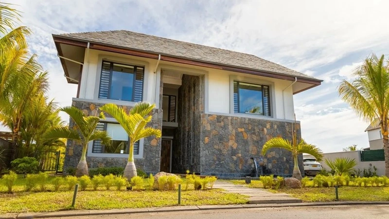 Просторная вилла 6+1 в Grand Rivière Noir, Маврикий