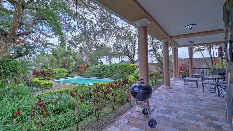 Уютная вилла 5+1 в Vacoas-Phoenix, Маврикий