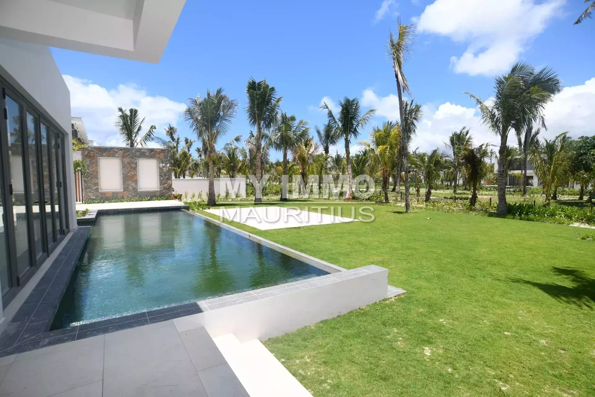 Уютная 4‑спальная вилла в Poste de Flacq