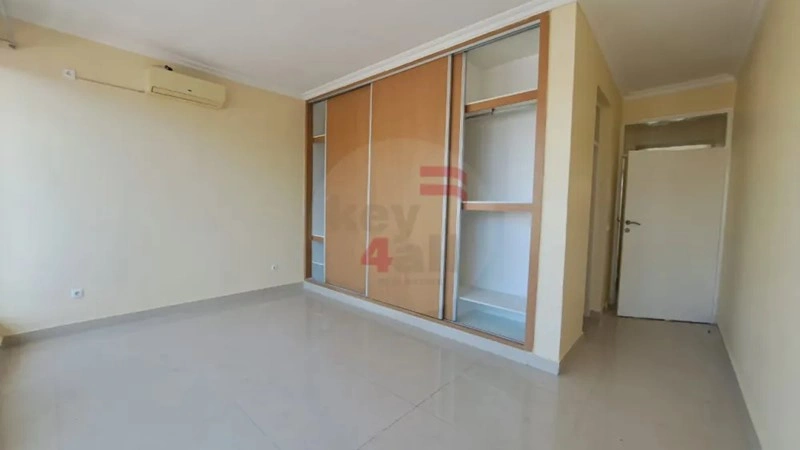 Дом с балконом в Мапуту, Мозамбик