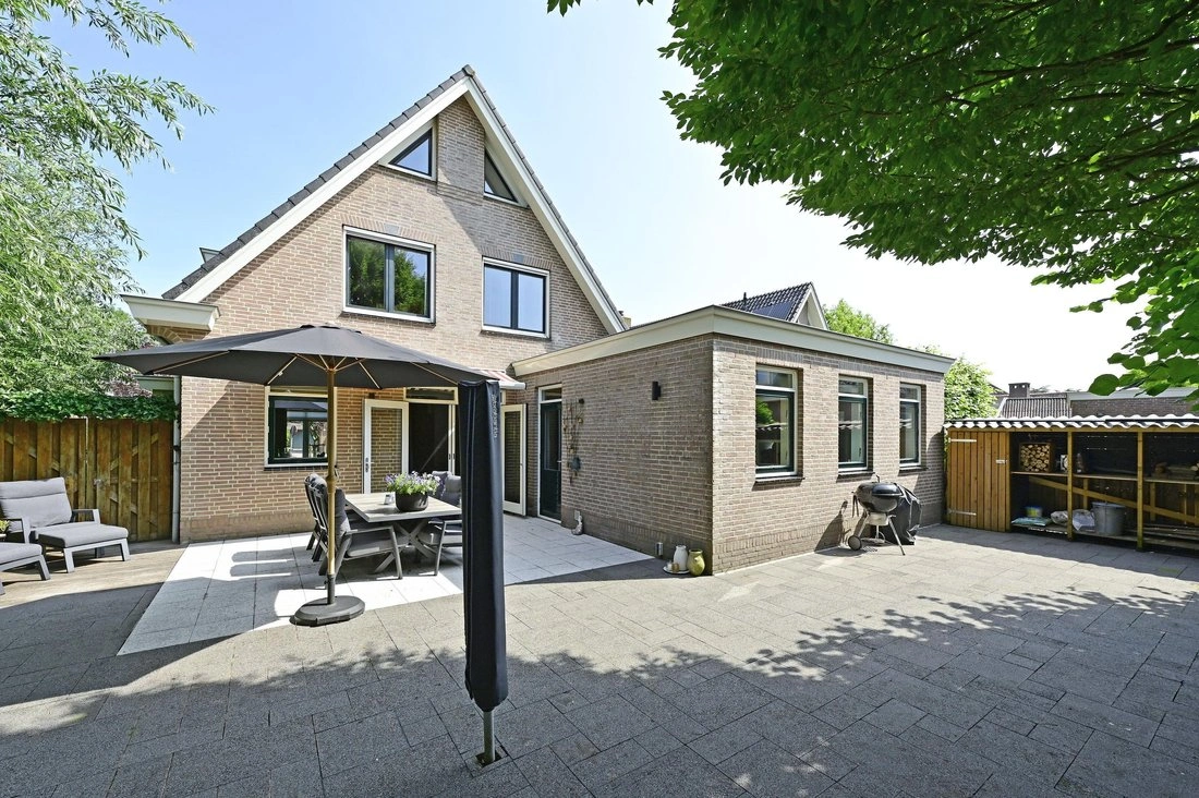 Просторная вилла с 7 спальнями в Утрехте, Нидерланды