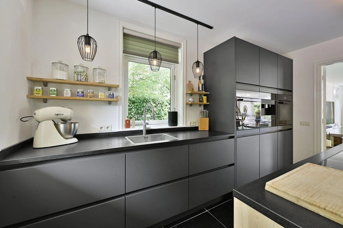 Просторная вилла с 7 спальнями в Утрехте, Нидерланды