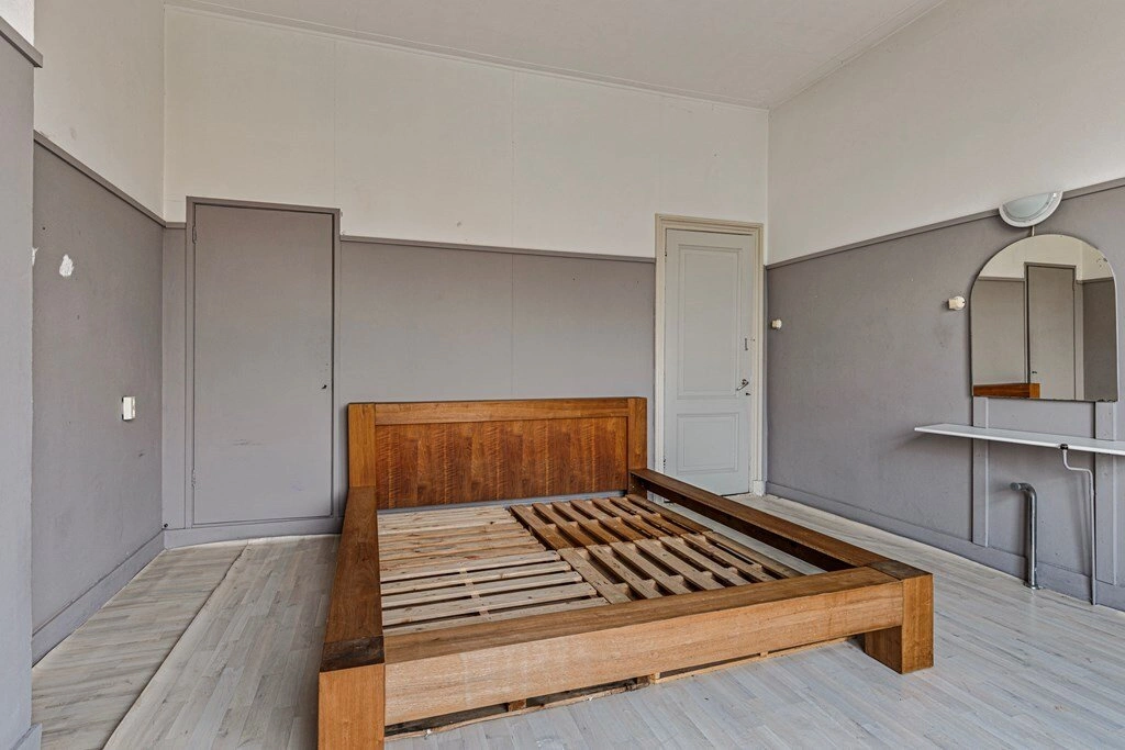 Просторный четырёхкомнатный дом в Ренене, Нидерланды