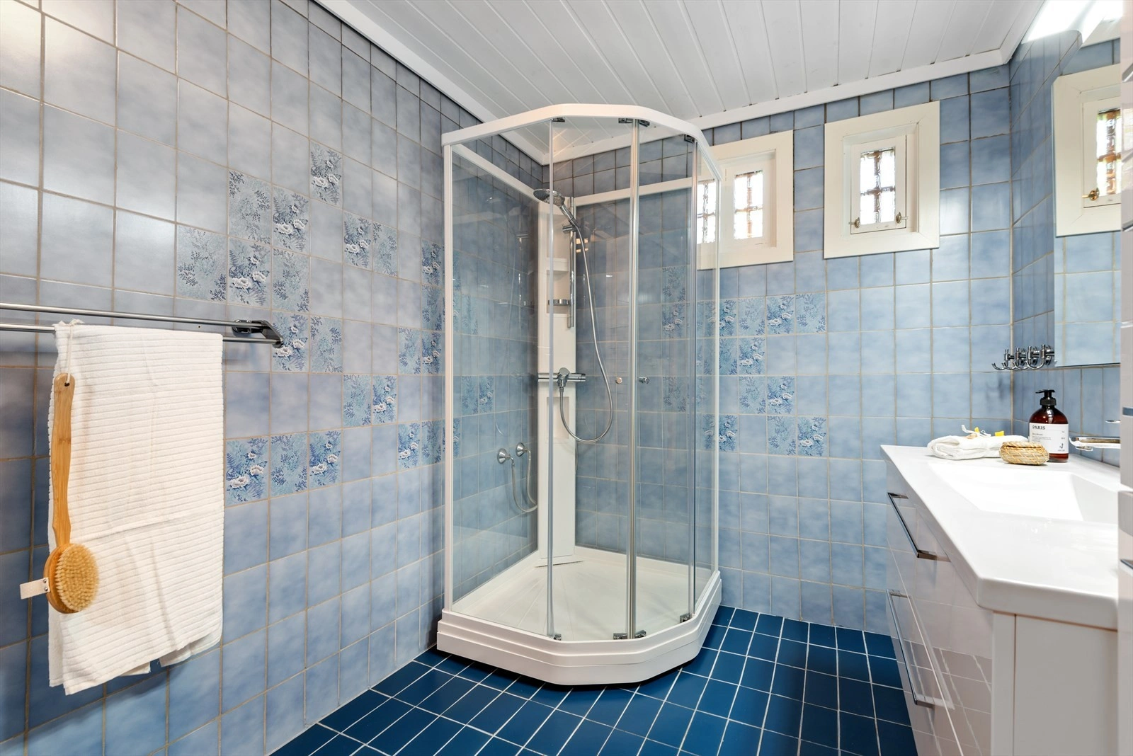 Трёхэтажный дом 8+1 в Бергене