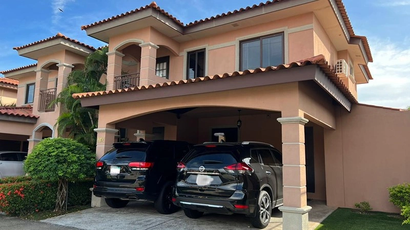 Просторный дом 212 м² в Токумен, Коста-Рика