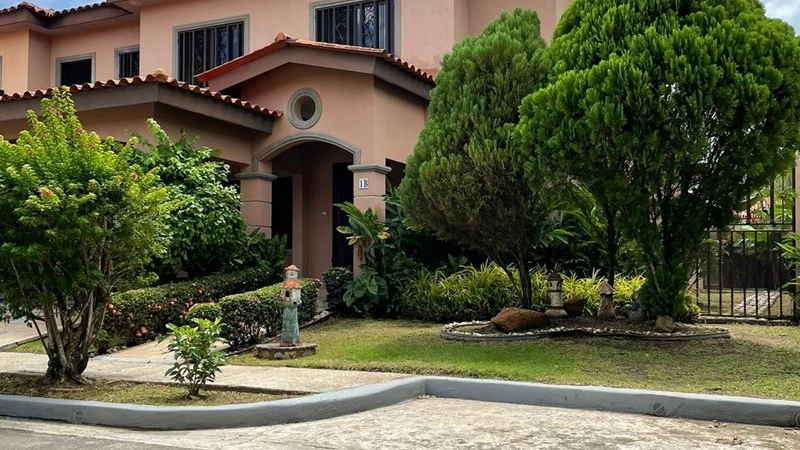 Современный дом 258 м² в Токумене, Панама