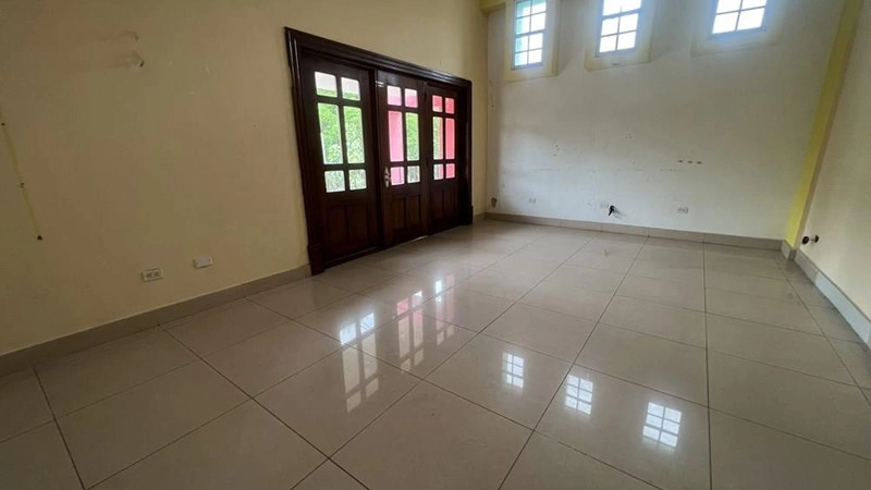 Семейный дом 7+1 в Токумен, Панама