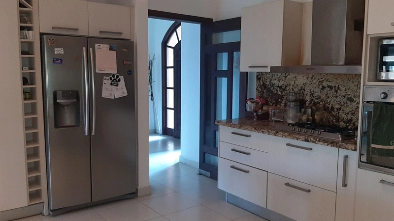 Комфортный дом 4+1 в Токумене, Панама