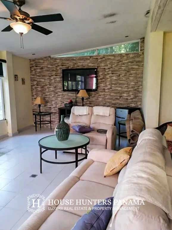 Просторный дом с 3 спальнями в Панама‑Сити, Панама