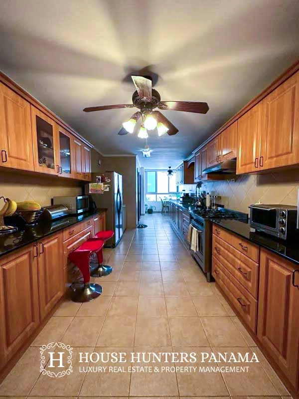 Просторная 3-комнатная квартира в Панама-Сити, Панама