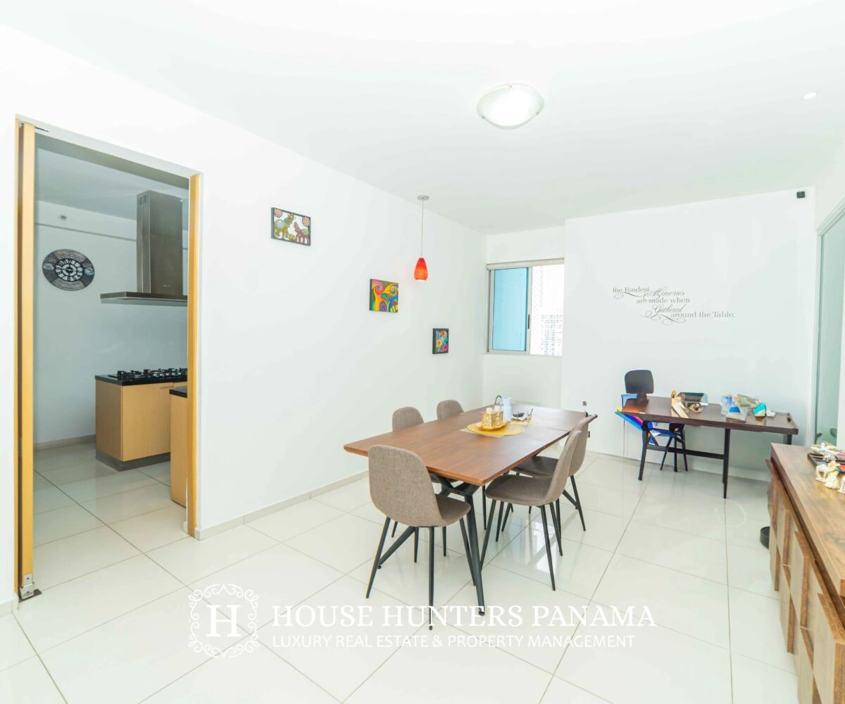 Просторная трехкомнатная квартира в Панама-Сити, Панама