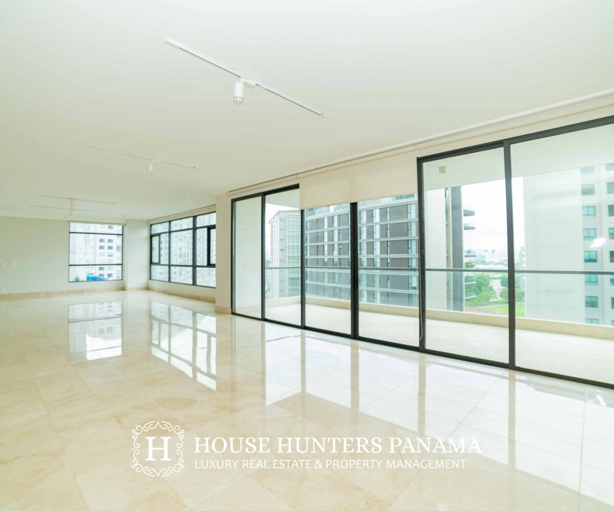 Комфортабельная 3‑комнатная квартира в Панама‑Сити, Панама