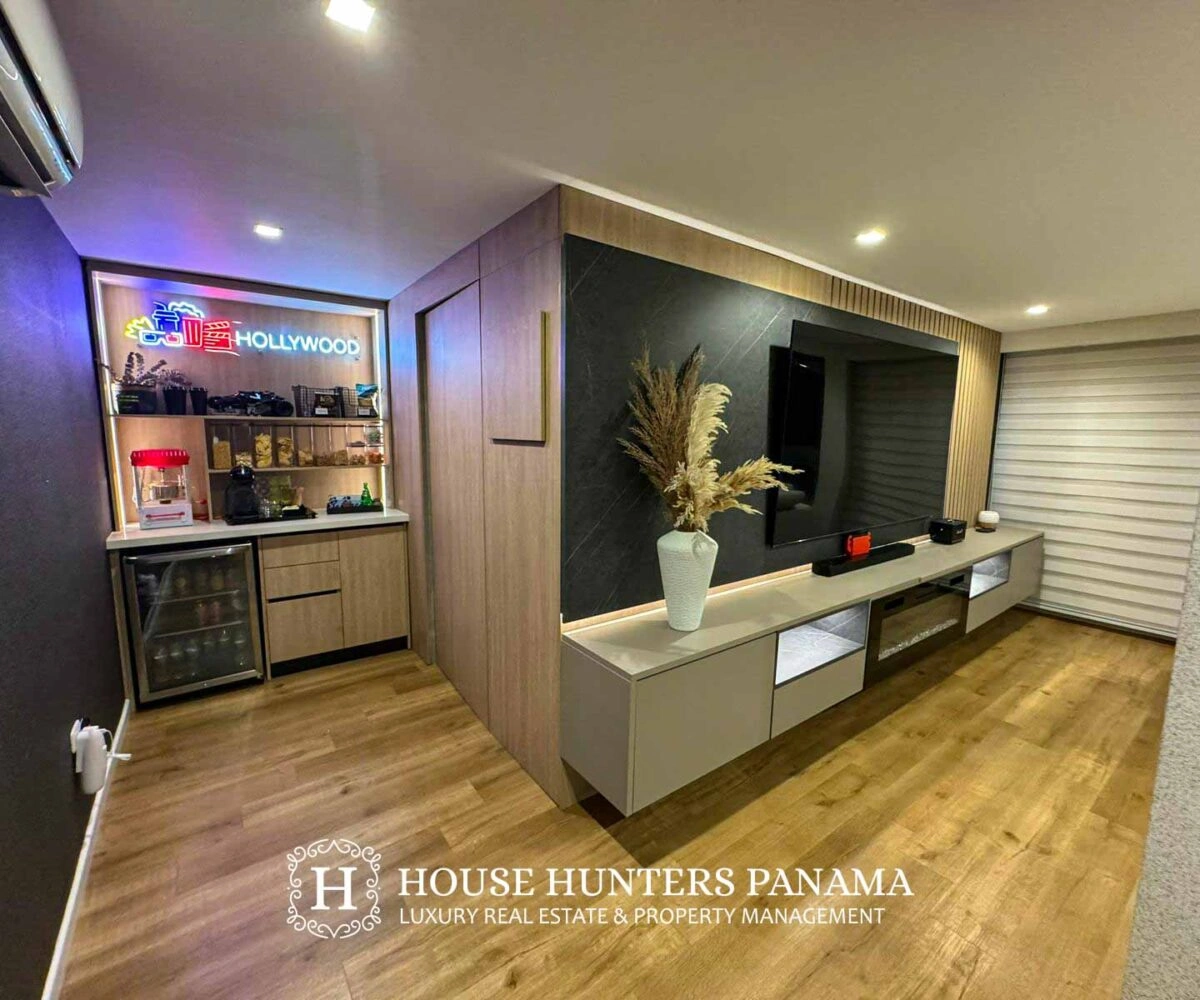 Просторный дом с тремя спальнями в Панама-Сити, Панама