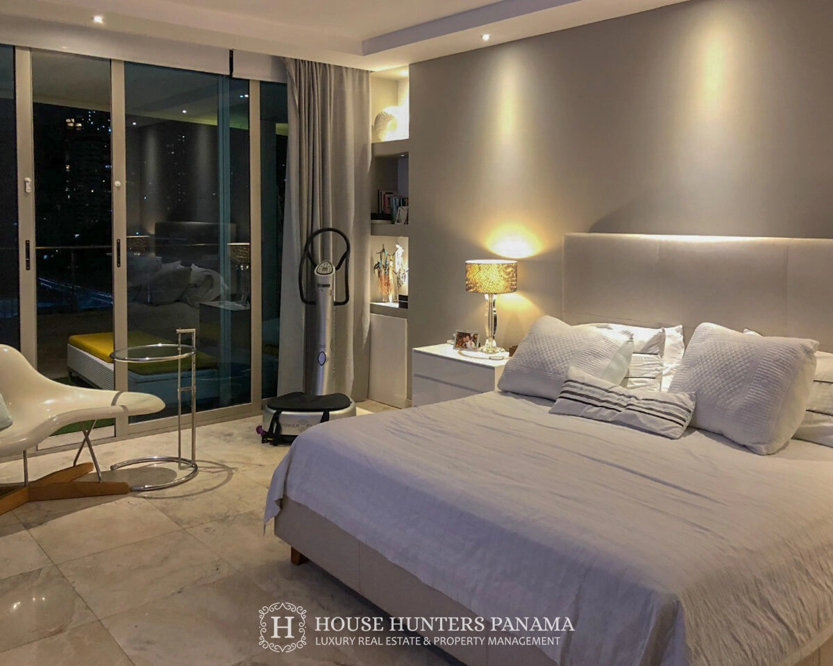 Просторная четырехкомнатная квартира в Панама‑Сити, Панама