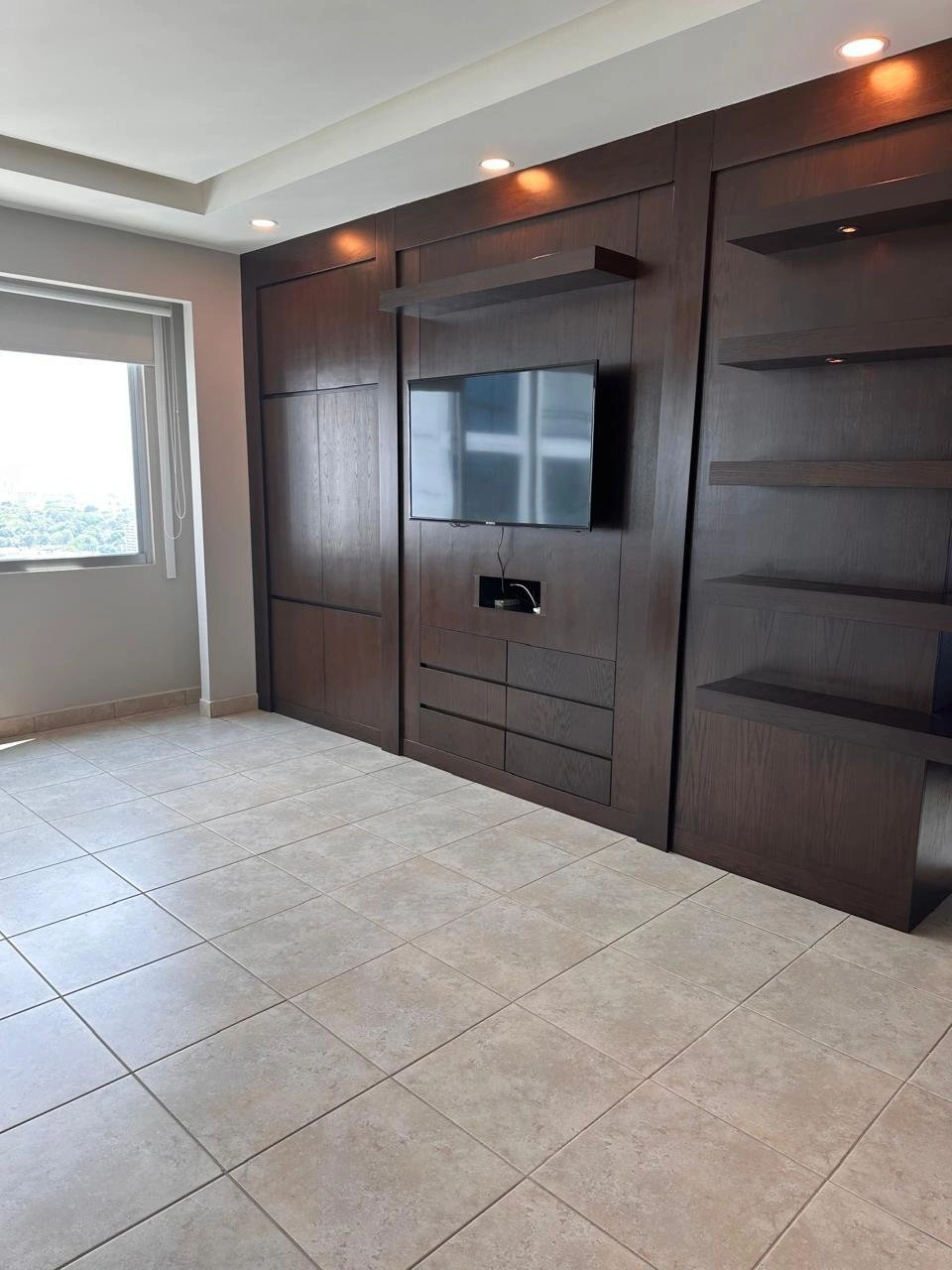 Просторная квартира 370 м² в Сан-Мигелито, Панама