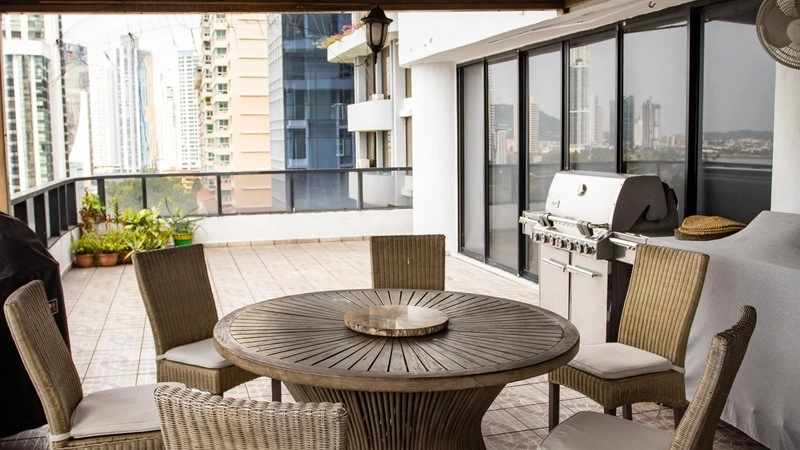 Обновлённая квартира 4+1 в Сан-Мигелито, Панама