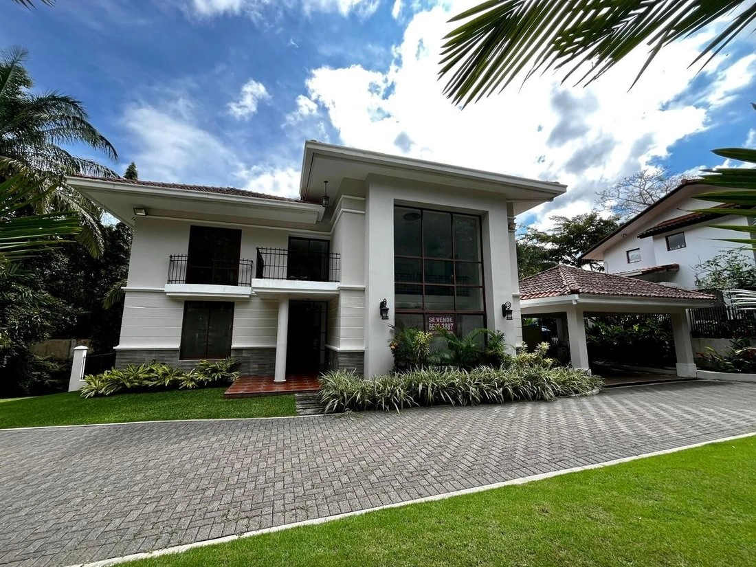 Просторный дом 436 m2 в Панама-Сити, Панама