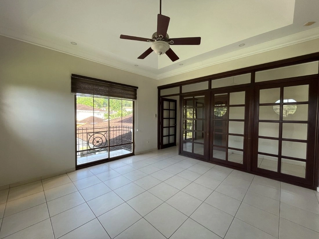 Просторный дом 860 m² в Панама‑Сити, Панама