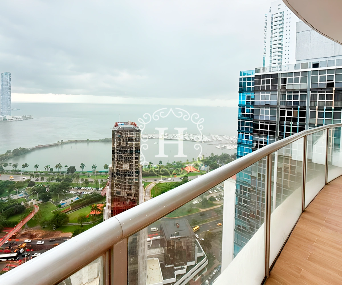 Престижный пентхаус с тремя спальнями в Панама‑Сити, Панама