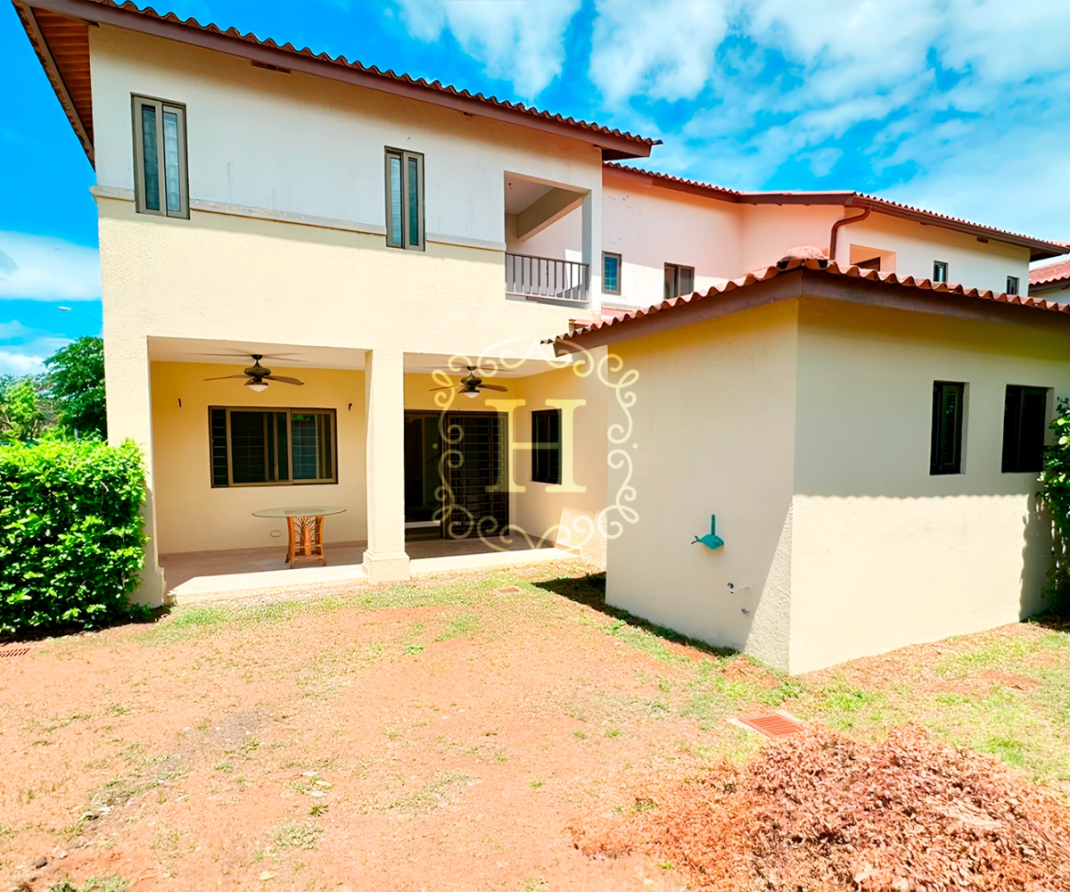 Уютный дом с 3 спальнями в Панама‑Сити, Панама