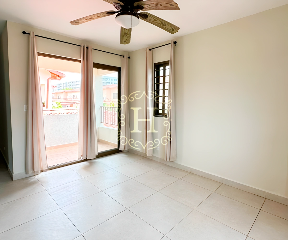 Уютный дом с 3 спальнями в Панама‑Сити, Панама