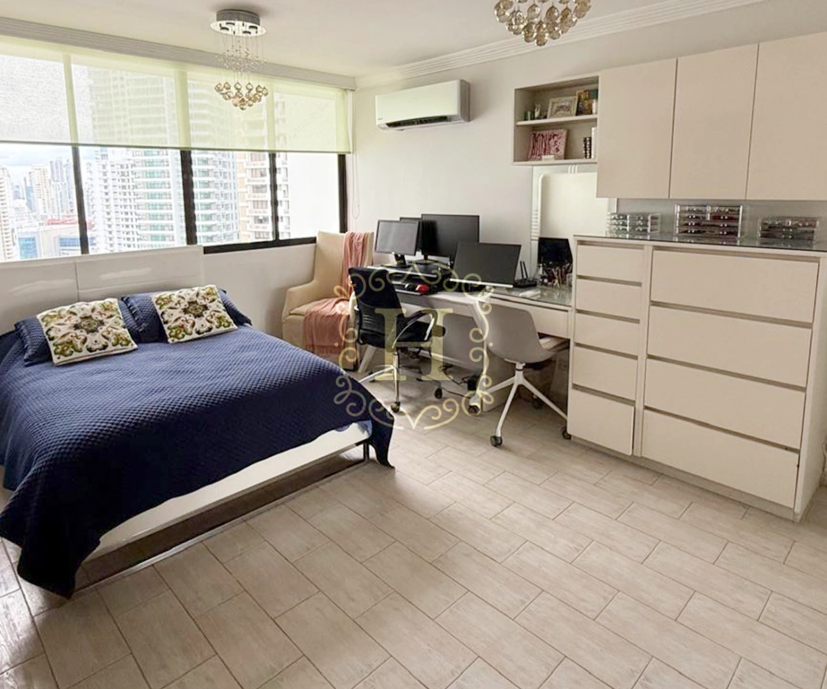 Просторная 3-комнатная квартира в Панама-Сити, Панама