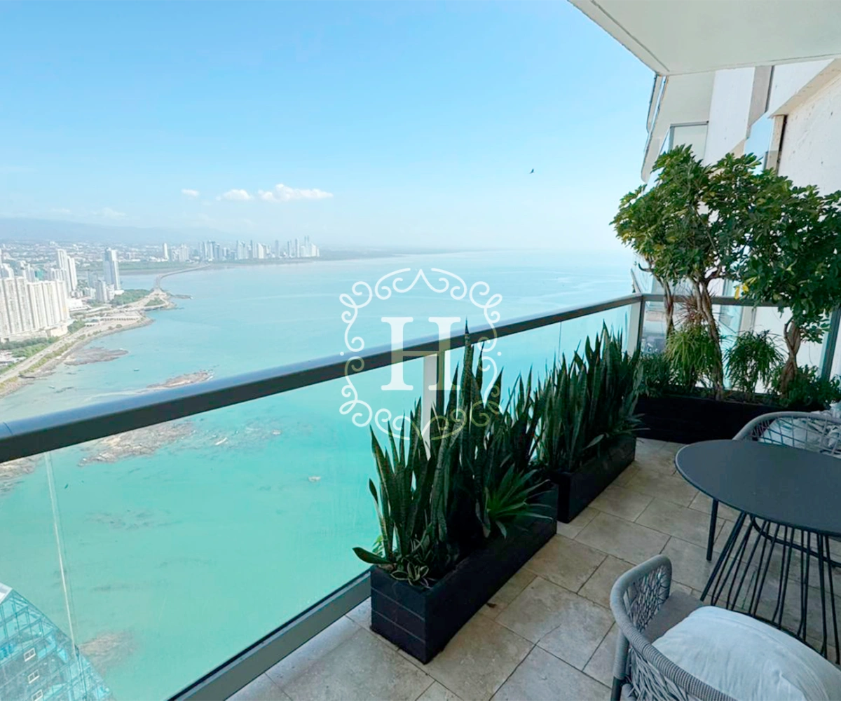 Просторный пентхаус с 3 спальнями в Панама‑Сити, Панама