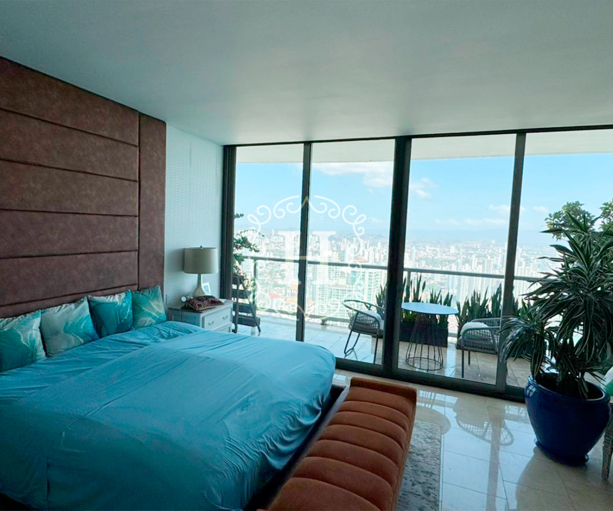 Просторный пентхаус с 3 спальнями в Панама‑Сити, Панама