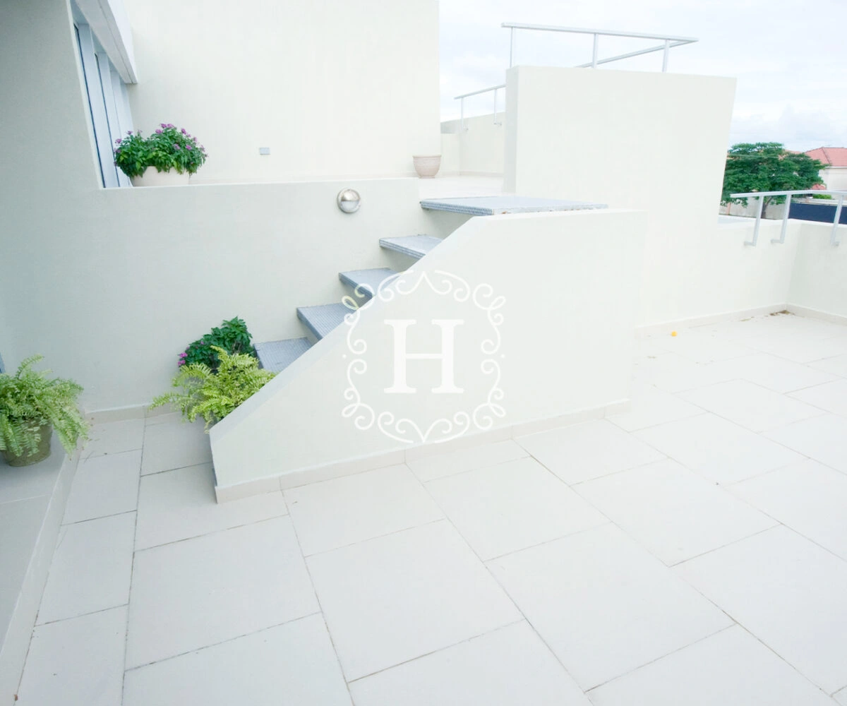 Престижный дом с тремя спальнями в Панама-Сити, Панама