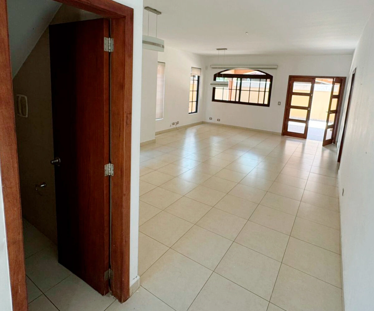 Просторный дом 323 м² в Панама-Сити, Панама