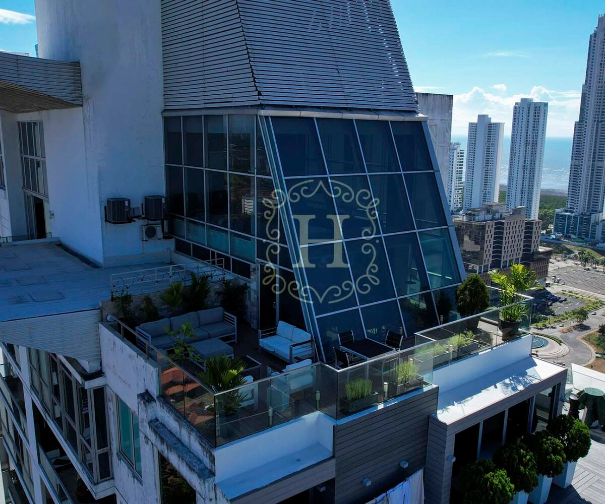 Просторный пентхаус с четырьмя спальнями в Панама-Сити, Панама