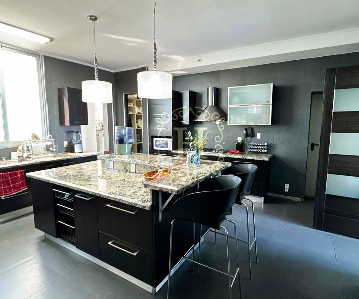 Просторный пентхаус с четырьмя спальнями в Панама-Сити, Панама