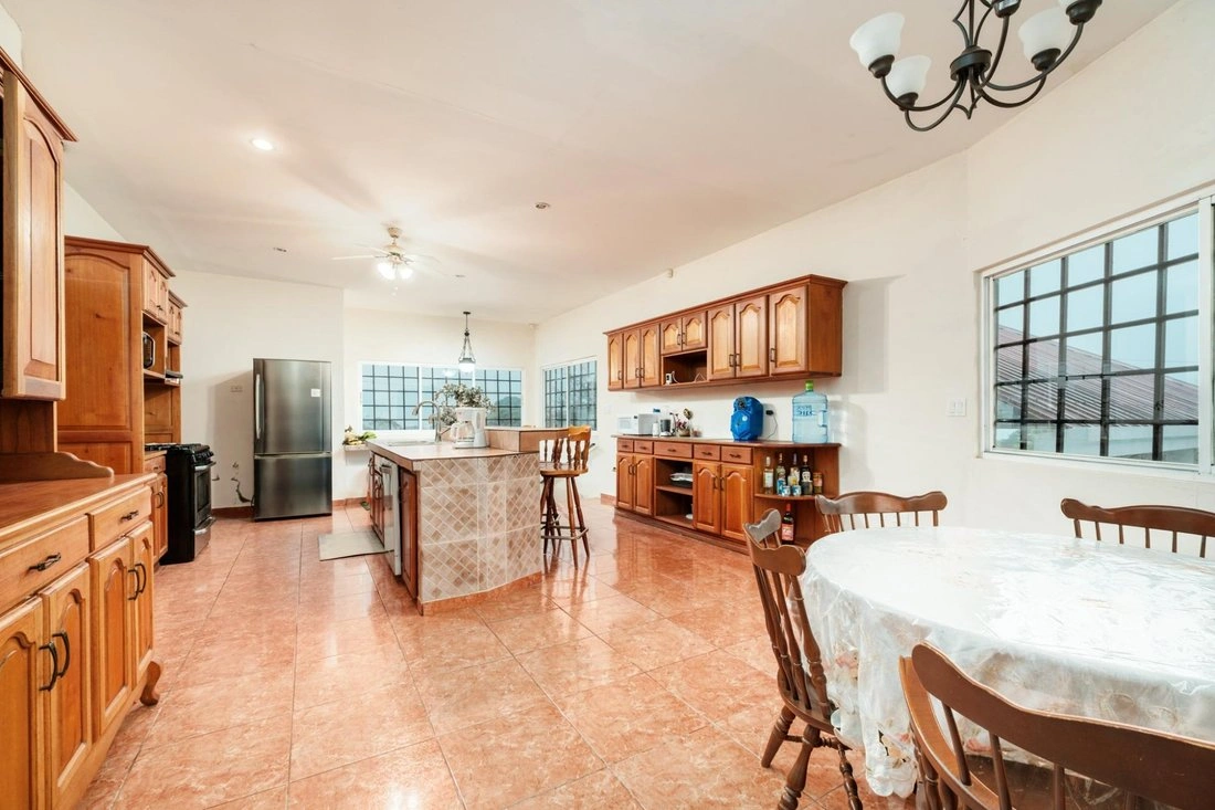 Дом 513 m² с террасой в Бокете, Панама