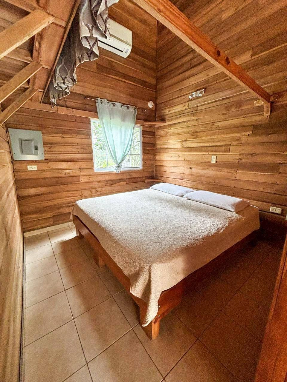 Дом 400 м² с видом на горы в Боке́те, Панама