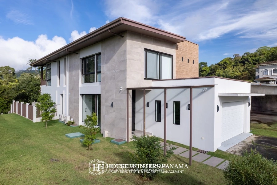 Дом 3+1 в закрытом поселке в Бокете, Панама