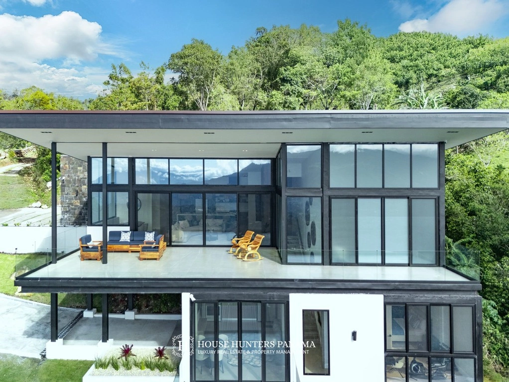 Дом 319 m2 с парковкой в Бокете, Панама