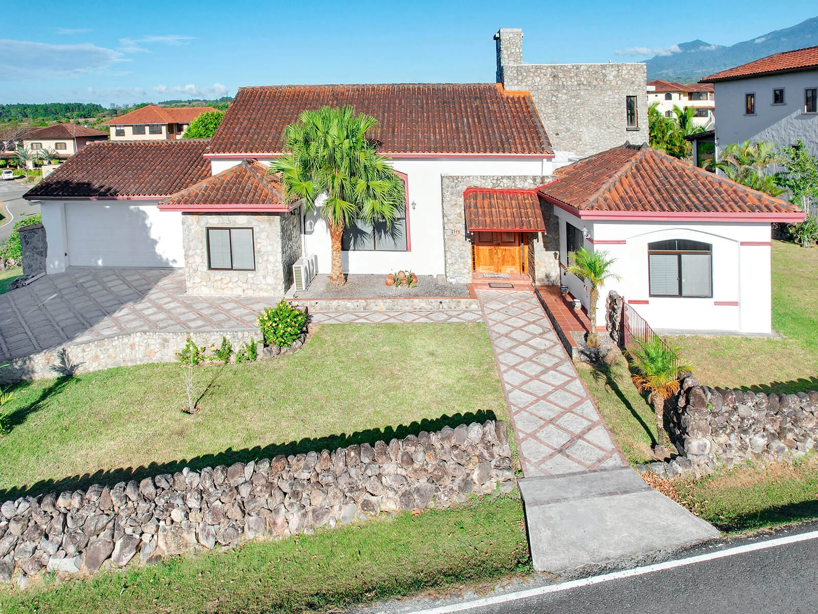 Дом 251 м² с садом в Бокете, Панама