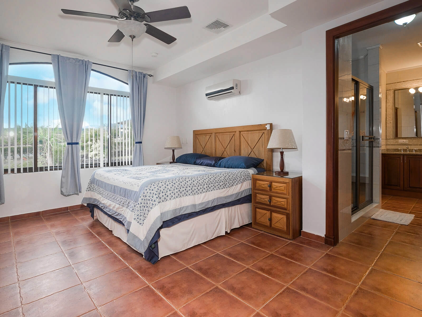 Дом 251 м² с садом в Бокете, Панама