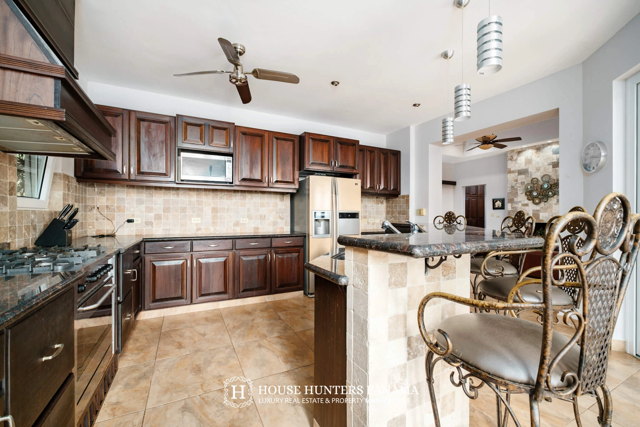 Дом с 3 спальнями и джакузи в Бокете, Панама