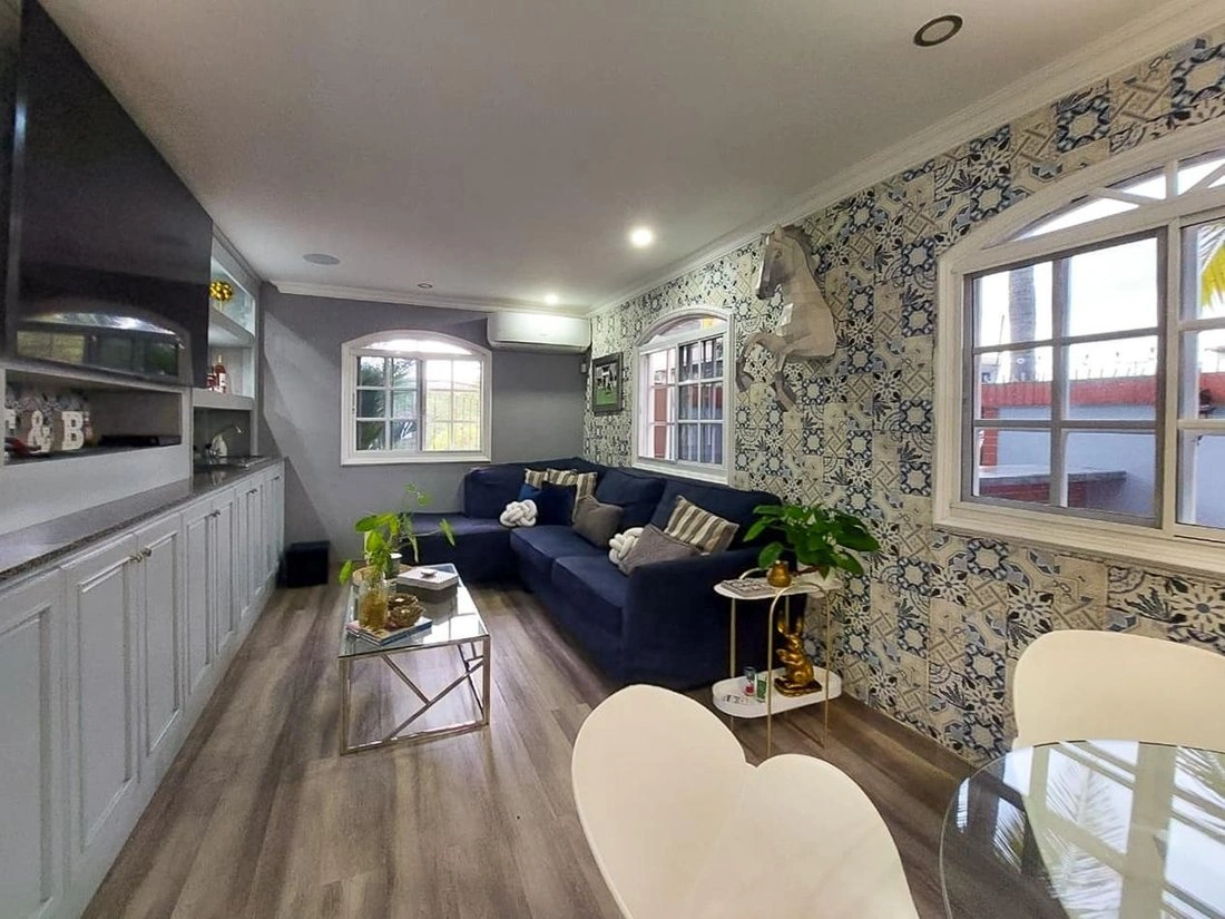 Дом с четырьмя спальнями и террасой в Сан-Мигелито, Панама