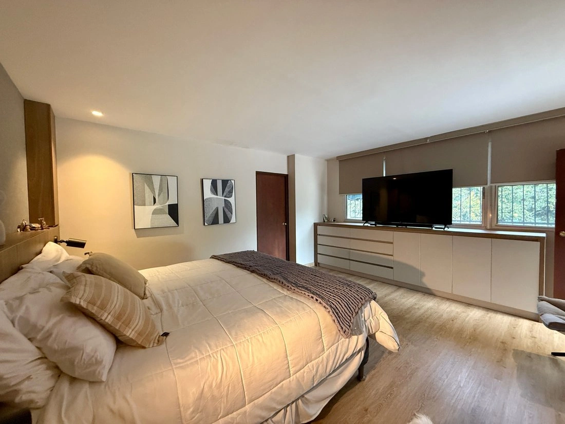 Дом с тремя спальнями и гаражом в Сан-Мигелито, Панама