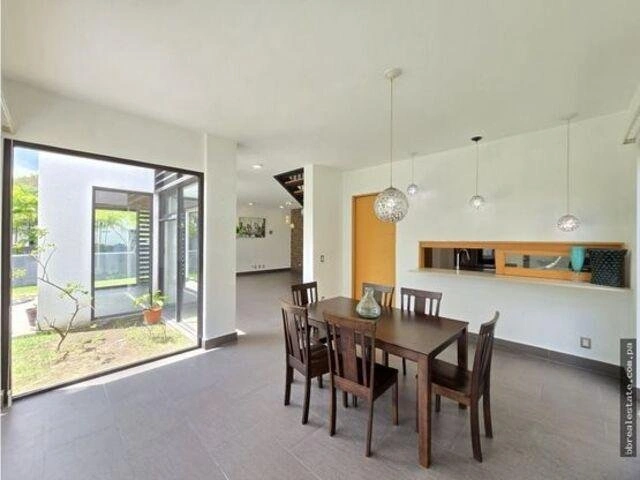 Дом 386 m2 с садом в Сан‑Мигельито, Панама