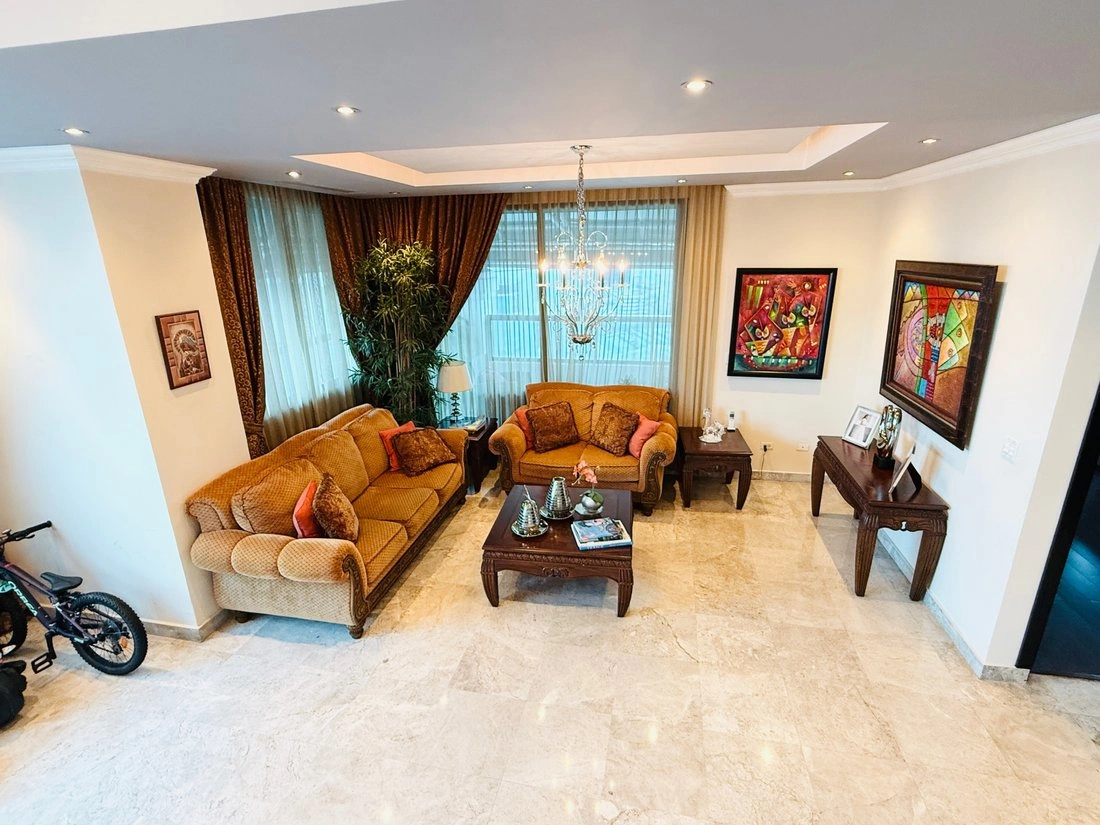 Дуплекс 446 м² с открытым бассейном в Сан‑Мигелито, Панама