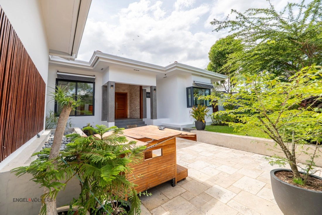 Дом 439 m² с открытым бассейном в Сан‑Мигельито, Панама