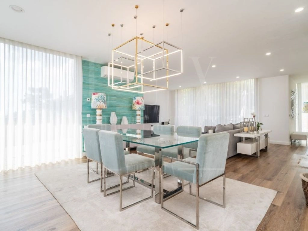 Дизайнерская вилла 476 м² с террасами в Коимбре, Португалия