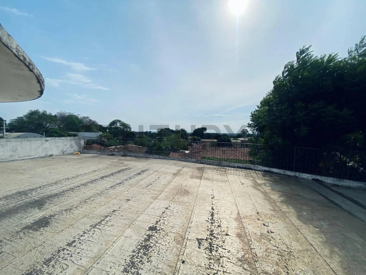 Дом 217 m2 с гаражом в Сан-Лоренсо, Парагвай