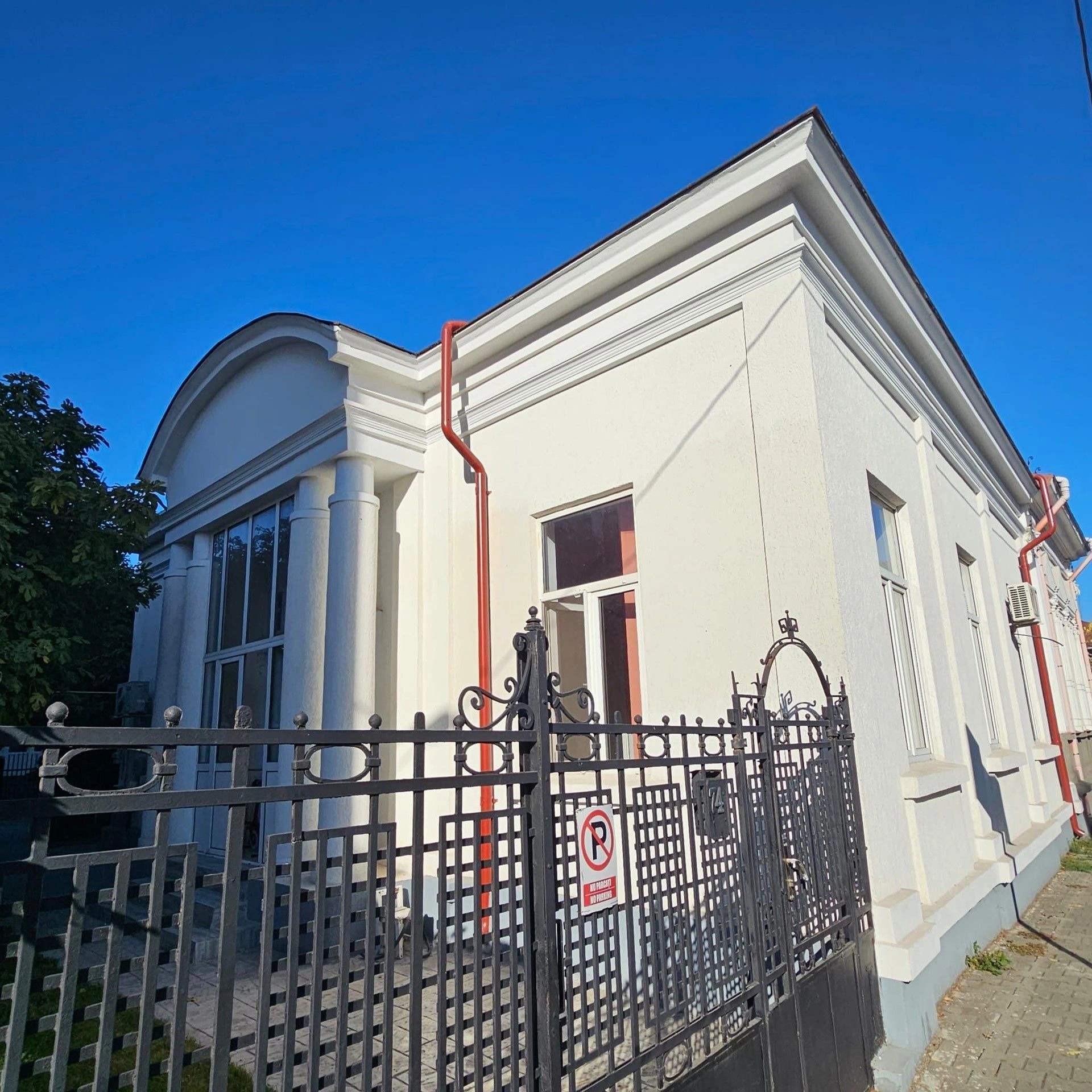 Magnificent 162 m2 Mansion in Bucharest