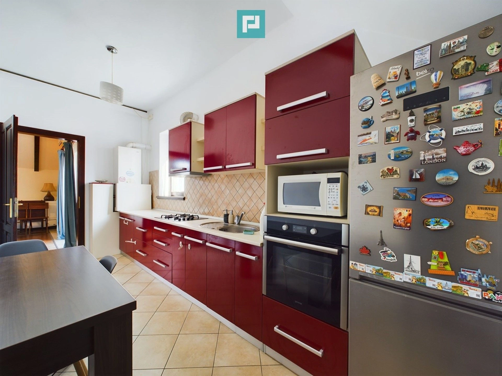 Просторная 2+1 квартира в районе Мехала Ронат, Тимишоара