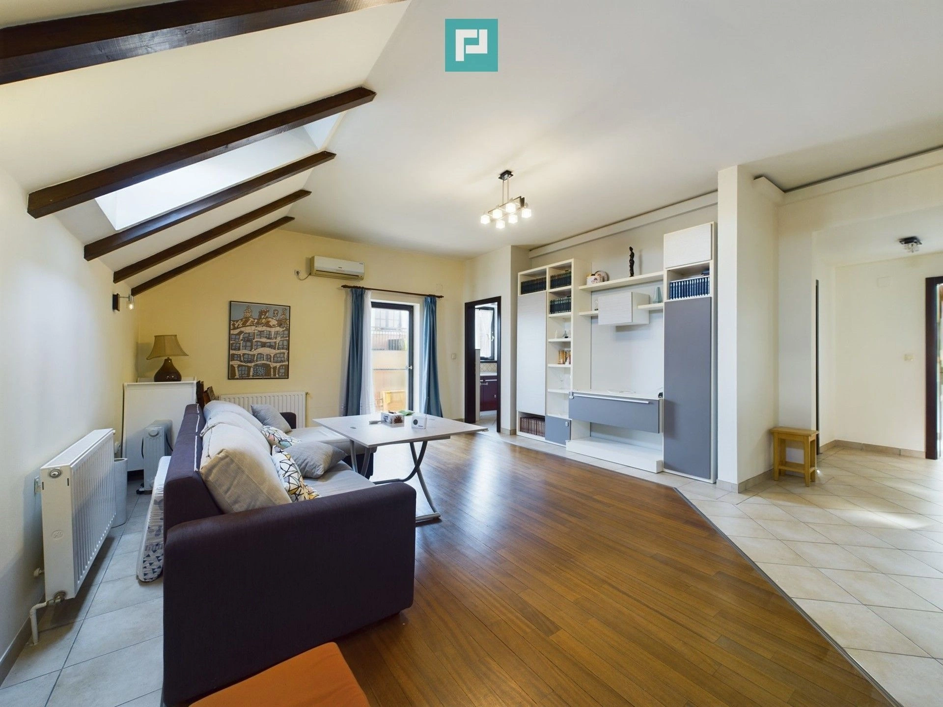 Просторная 2+1 квартира в районе Мехала Ронат, Тимишоара